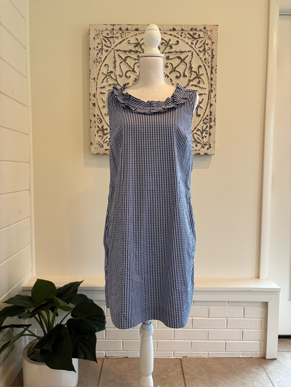 Talbots Blue White Gingham Ruffle Neck Sleeveless Shift Dress Women’s Size 12